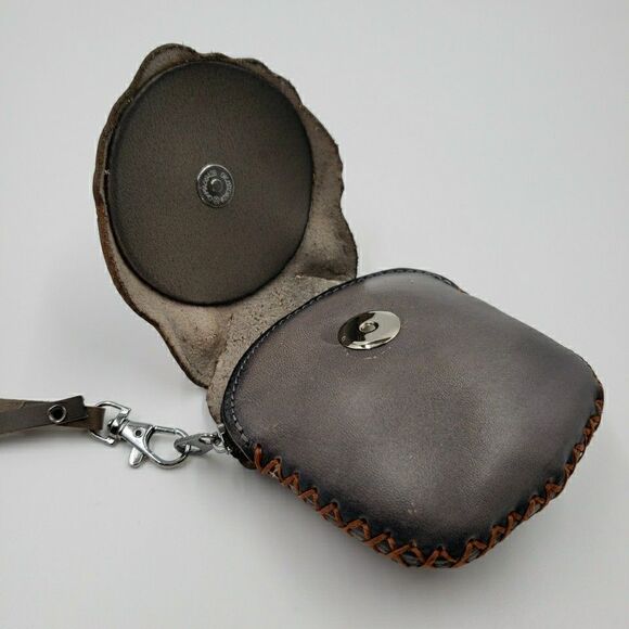 Handmade Leather Gray Wolf Wristlet Wallet Blue Eyes Animal Coin Pouch Cub Scout - Picture 9 of 11